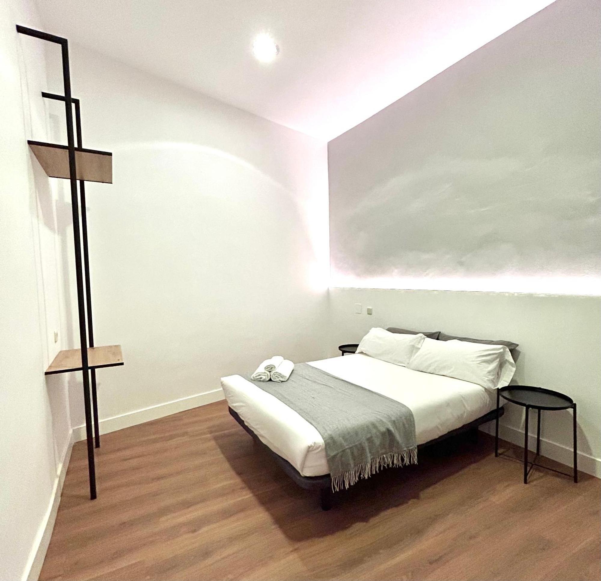 H21 Rooms Madrid Dış mekan fotoğraf